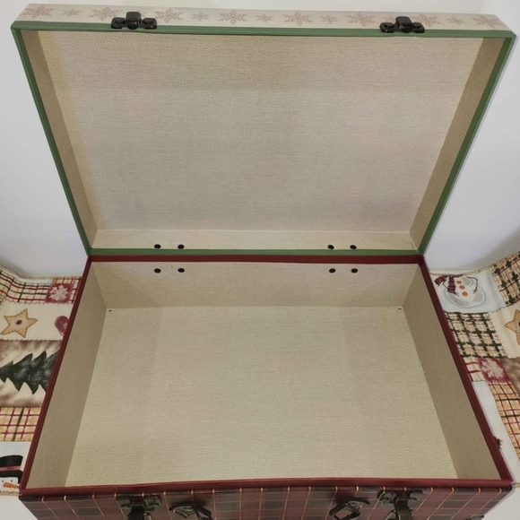 🎄140 Christmas Suitcase with Santa Design - Picture 8 of 9